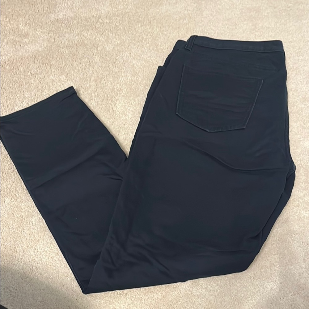 Men’s Banana Republic Athletic Fit Travel Jean 33x32